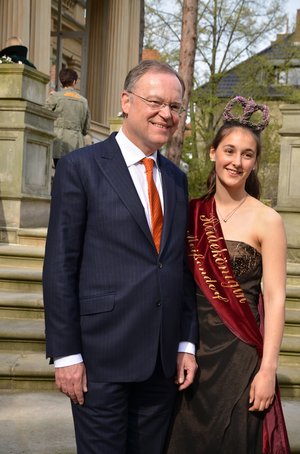 Ministerpräsident Stephan Weil & Heidekönigin Nina Berg 